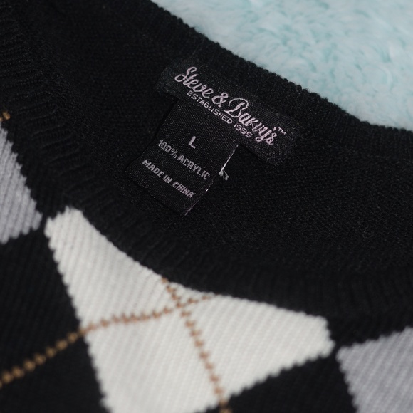 Top - Picture 4 of 4